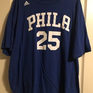 Men’s 2XL Philadelphia 76ers shirts